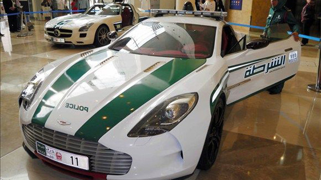 Những siêu xe cảnh sát cực 'độc' trên thế giới 