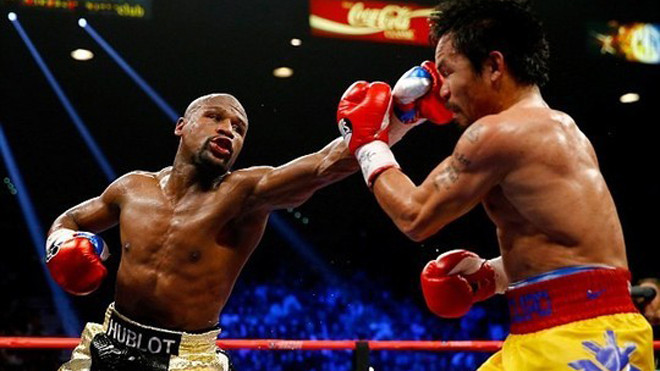 Mayweather trong trận thắng đầy tranh cãi với Pacquiao. Ảnh: Daily Mail.
