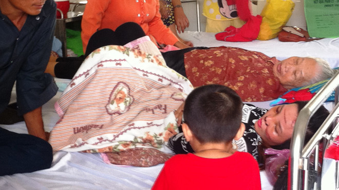 Phan Hồng Nh đang điều trị tại Bệnh viện đa khoa Cà Mau