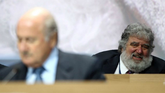 Blazer là nhân tố quan trọng giúp lật tẩy những điều xấu xa của FIFA gần đây. 