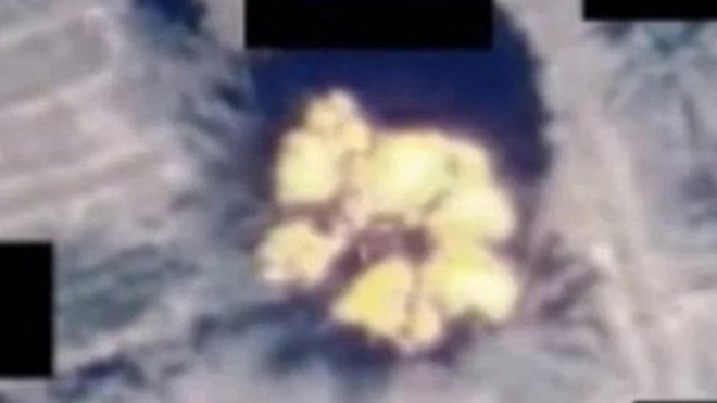 Mục tiêu bị phá hủy bằng một quả tên lửa Hellfire.