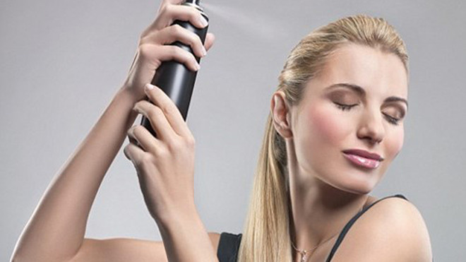  Dầu gội khô có thể làm bạn bị hói.