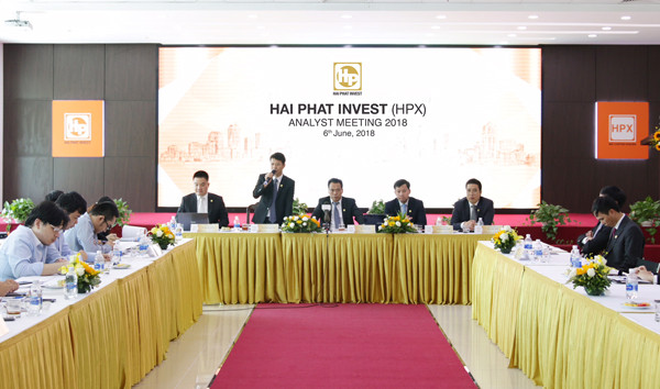 Mọi thắc mắc đã được Ban lãnh đạo Hải Phát Invest trả lời trực tiếp tại buổi Analyst Meeting