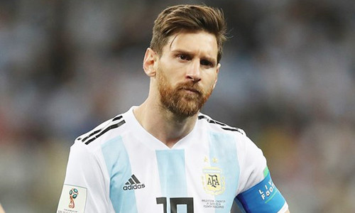 'Messi đã hại chết 7 HLV và đang đưa Sampaoli vào lửa'