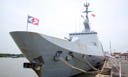 Tàu hộ tống Surcouf cập cảng Sài Gòn. Ảnh: Duy Trần.