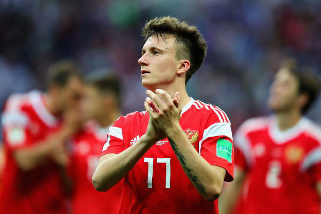 Alexandr Golovin đã khiến người ta phải thay đổi ý kiến là tuyển Nga không có ngôi sao nào. 
