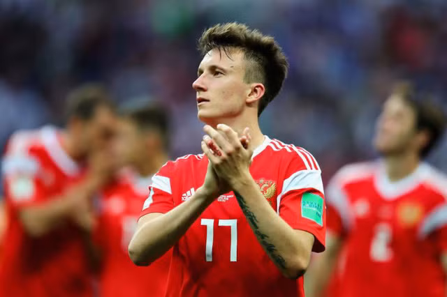 Alexandr Golovin đã khiến người ta phải thay đổi ý kiến là tuyển Nga không có ngôi sao nào. 