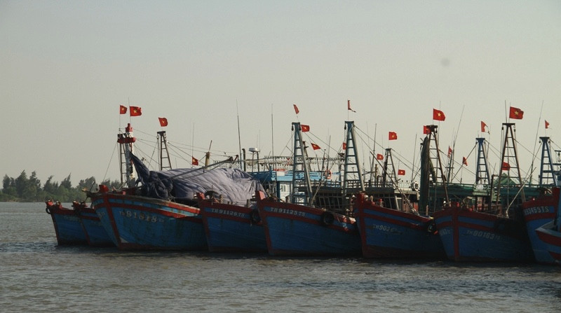 Bão số 2 áp sát bờ biển, Thanh Hóa ra công điện khẩn trong đêm