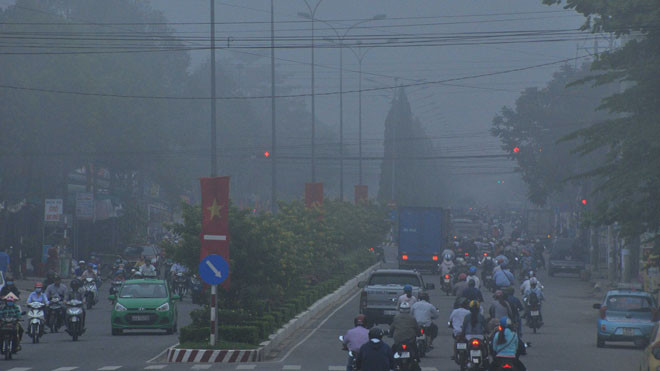 Trung tâm thành phố Cần Thơ dày đặc sương mù