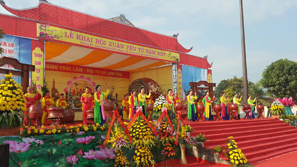 Nghìn người dự lễ Khai mạc Hội xuân Yên Tử