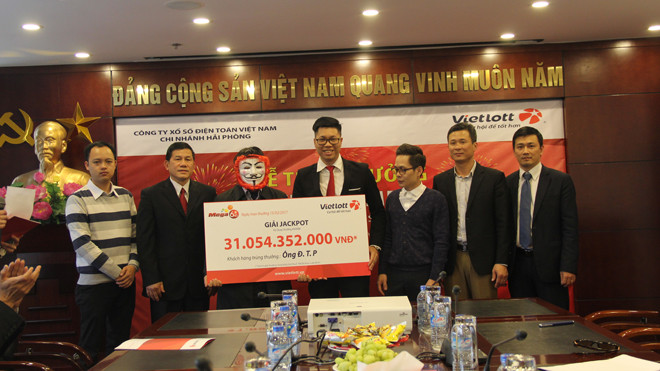 Ông Đ.T.P. là người đầu tiên tại Hà Nội trúng giải đặc biệt của xổ số điện toán Mega 6/45.