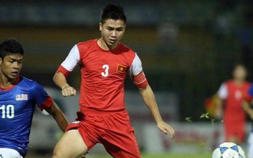 Cầu thủ Thế Nhật (số 3) đối mặt với nguy cơ phải lĩnh án treo giò. Ảnh: VOV