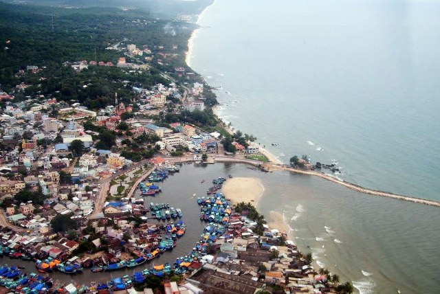 Phú Quốc (Kiên Giang), Vân Phong (Khánh Hoà) và Vân Đồn (Quảng Ninh) là 3 địa điểm được chọn làm đặc khu kinh tế với những cơ chế chính sách đặc biệt, đảm bảo phát triển nhanh nhất (ảnh minh hoạ)