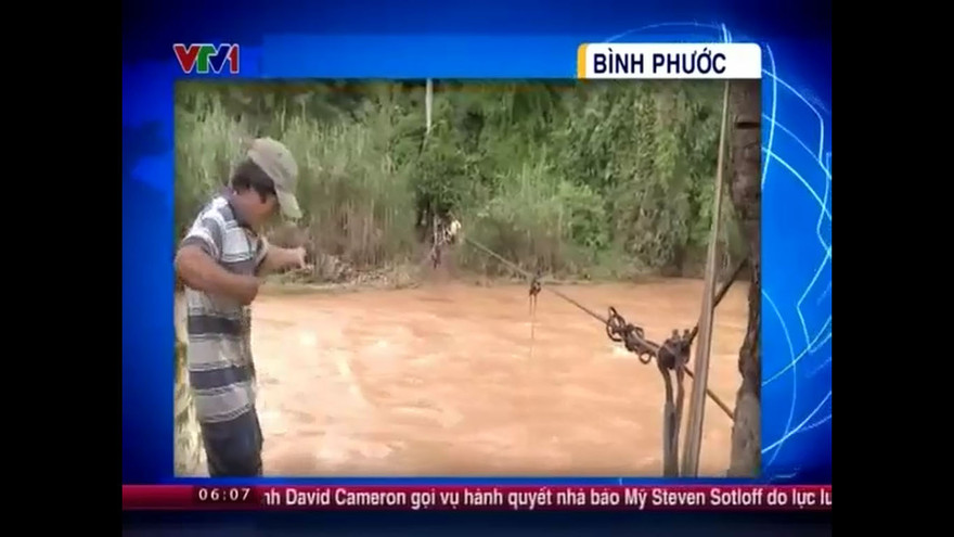 Đu dây qua sông bằng cáp tự chế