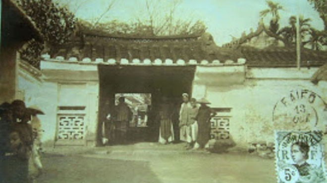 Hai bức ảnh quý do phóng viên Carnets du Việt Nam tặng