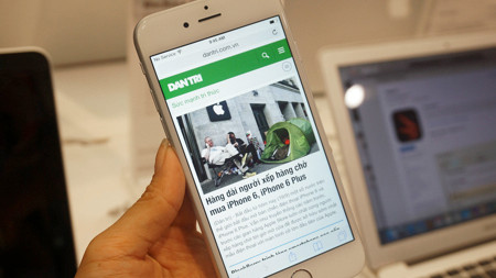 Trên tay iPhone 6 tại Việt Nam. Ảnh: Khôi Linh 