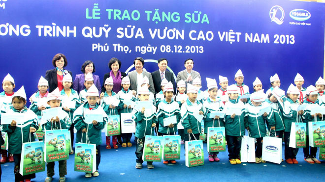 Tâm huyết vì một Việt Nam luôn vươn cao 