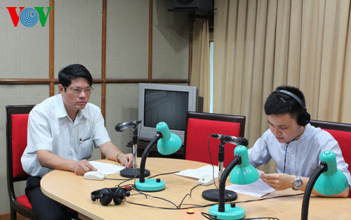 Đại tá Phan Xuân Sơn làm khách mời Chương trình Điểm hẹn 17h của VOV 