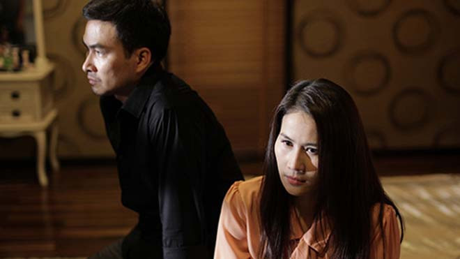 Thân Thúy Hà diễn cùng Chi Bảo trong phim "Scandal 2". 