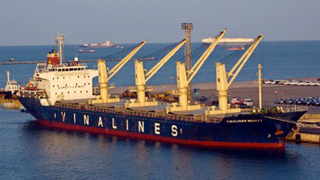 Đội tàu Vinalines đang xoay xở với nợ nần Ảnh: Vinalines