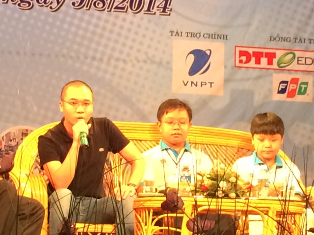 Nguyễn Hà Đông cho rằng tham gia cuộc thi tin học điều quan trọng không phải là giải thưởng mà là nuôi dưỡng được đam mê. Ảnh Hải Yến