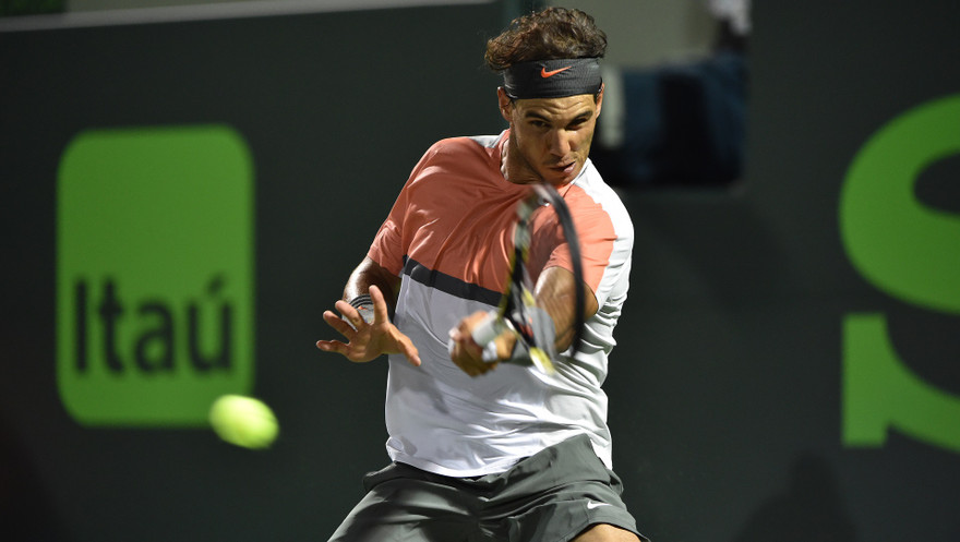 Nadal thẳng tiến 