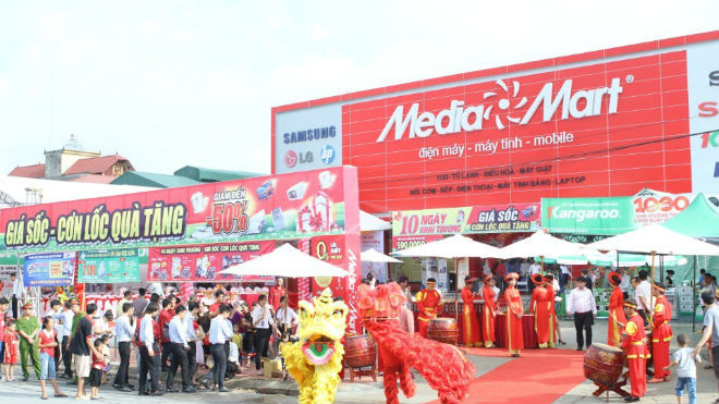 Chen chân 'săn' hàng điện máy khuyến mại khủng dịp Quốc Khánh