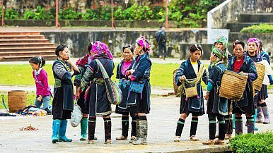 Phụ nữ Hmong ở Sa Pa. Ảnh: Shutterstock 