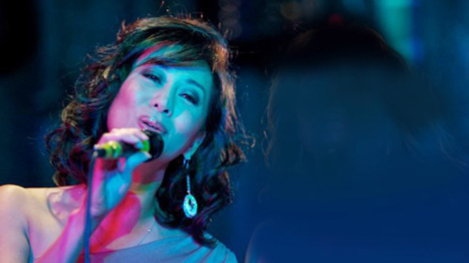 MC Kỳ Duyên thời kỳ sến súa khoe giọng hát