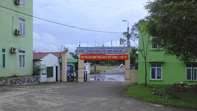 Trường Trung cấp nghề Hưng Đô, nơi xảy ra vụ sai phạm. Ảnh: Lê Hoàng.