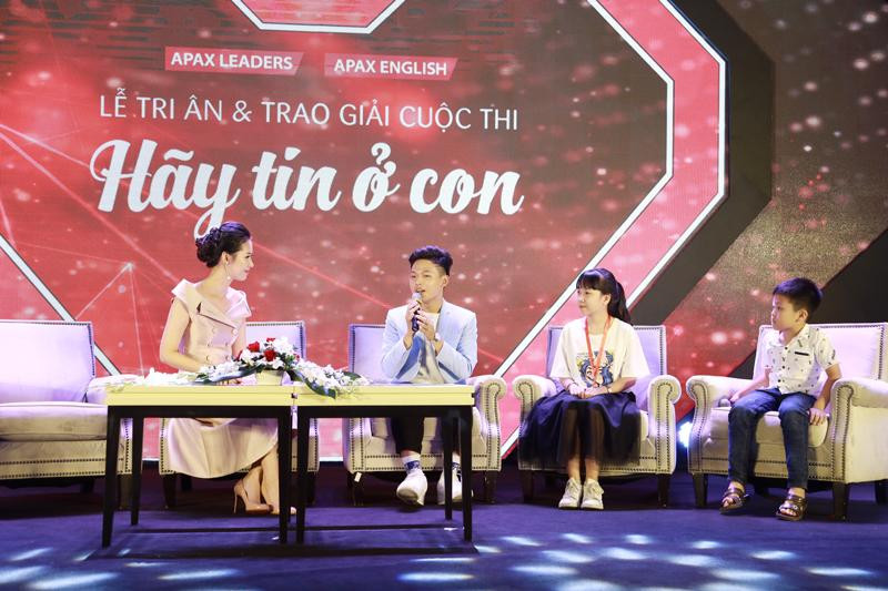 Sân khấu đêm Gala là cơ hội để các bạn trẻ Apax tỏa sáng với những ước mơ của mình