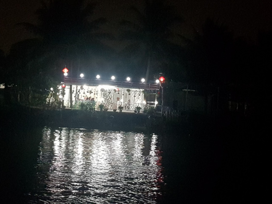 TP.HCM: Lần đầu tiên có tour du lịch trên sông Sài Gòn