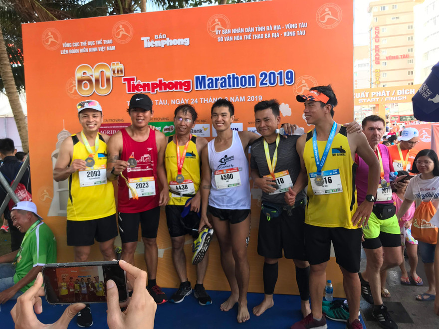 Nhiều cán bộ nhân viên Biển Đông POC tham gia giải Việt dã toàn quốc