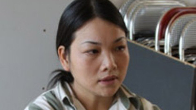 Thuyết đang thụ án trong trại giam. 