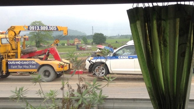 Chiếc xe CSGT gặp nạn