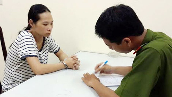 Đỗ Thị Thùy Linh tại cơ quan điều tra. Ảnh: Công an nhân dân