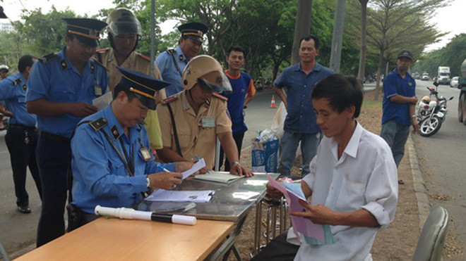 Cương quyết xử phạt những hành vi vi phạm. 