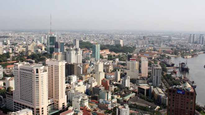 Hiện nay khối ngoại mua lại các dự án bất động sản từ các doanh nghiệp trong nước đều phải làm thủ tục lại từ đầu. Ảnh: V.L