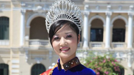 Triệu Thị Hà cho biết cô không thể chia sẻ nhiều về vấn đề cát-sê vì đây là công việc của người quản lý 