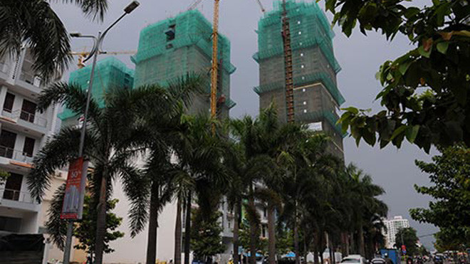 Thị trường bất động sản ấm dần giúp giảm tồn kho vật liệu xây dựng Ảnh: Hồng Thúy 