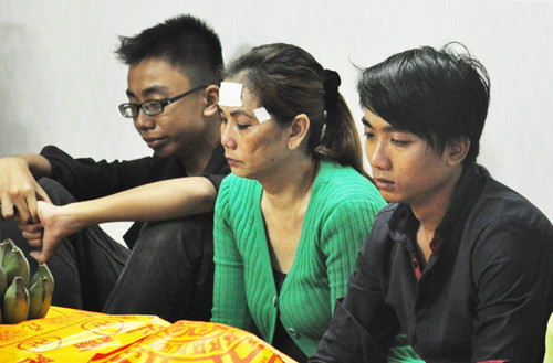  Người vợ cùng con cháu ông Sơn không tin chồng đã chết