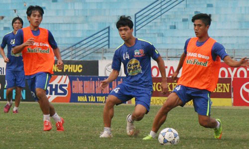 Công Phượng trong buổi tập chiều nay. Ảnh: An ninh Thủ đô.