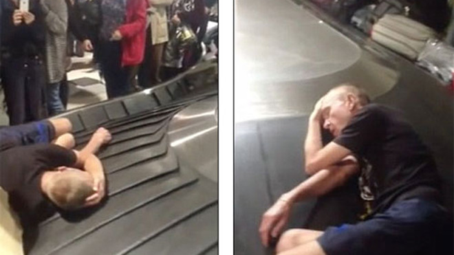 Dù chỗ ngủ không hẳn là thoải mái, vị khách vẫn "làm một giấc" ngon lành.