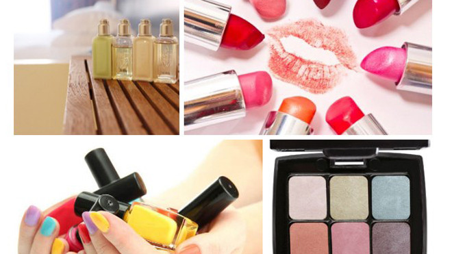 Bạn nên hạn chế sử dụng mỹ phẩm hoặc sử dụng mỹ phẩm không có mùi để ngăn ngừa nguy cơ ung thư và bảo vệ sức khỏe bản thân. Ảnh: Boldsky.