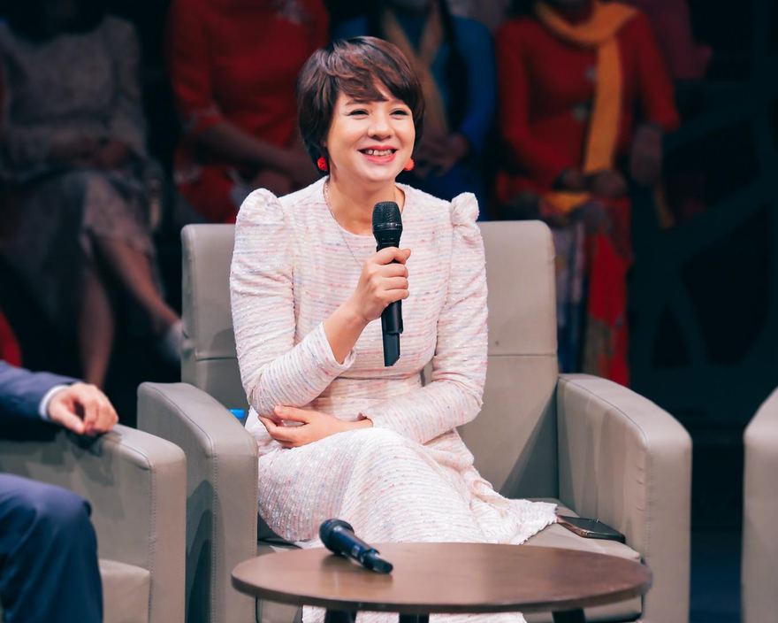 MC Diễm Quỳnh chính thức chia tay Quán Thanh Xuân