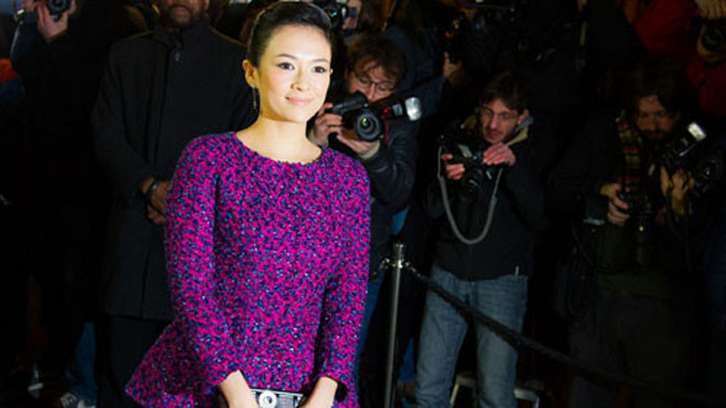 Chương Tử Di diện sắc tím tới Tuần thời trang Paris