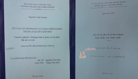 Bìa hai cuốn luận án Phó tiến sỹ