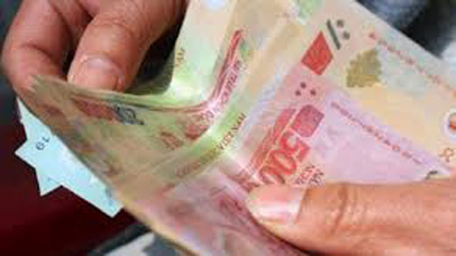 Trích tiền phụ cấp của giáo viên để... tất niên, quà tết