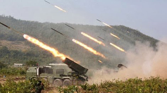 Trong năm 2014, ngân sách nhà nước Campuchia là khoảng 3,4 tỷ USD, trong đó ngân sách quốc phòng được chi đến 489 triệu USD, nhiều hơn 17% so với ngân sách năm 2013. Hệ thống pháo phản lực phóng loạt RM-70 do Cộng hòa Czech chế tạo dựa trên mẫu pháo BM-21