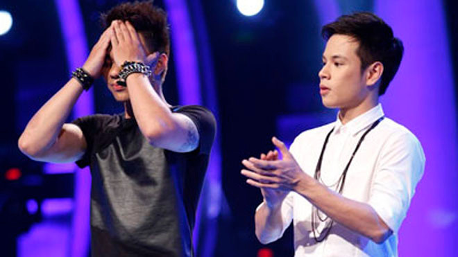 Đông Hùng (trái), Anh Quân lọt vào vòng nguy hiểm.